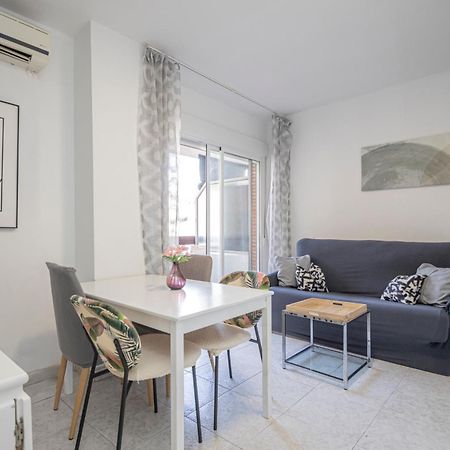 Perfect Getaway In Triana - 15M Walk Giralda Apartment เซบีญา ภายนอก รูปภาพ