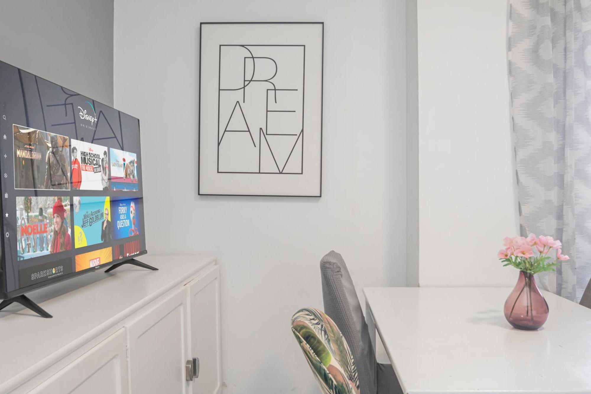Perfect Getaway In Triana - 15M Walk Giralda Apartment เซบีญา ภายนอก รูปภาพ