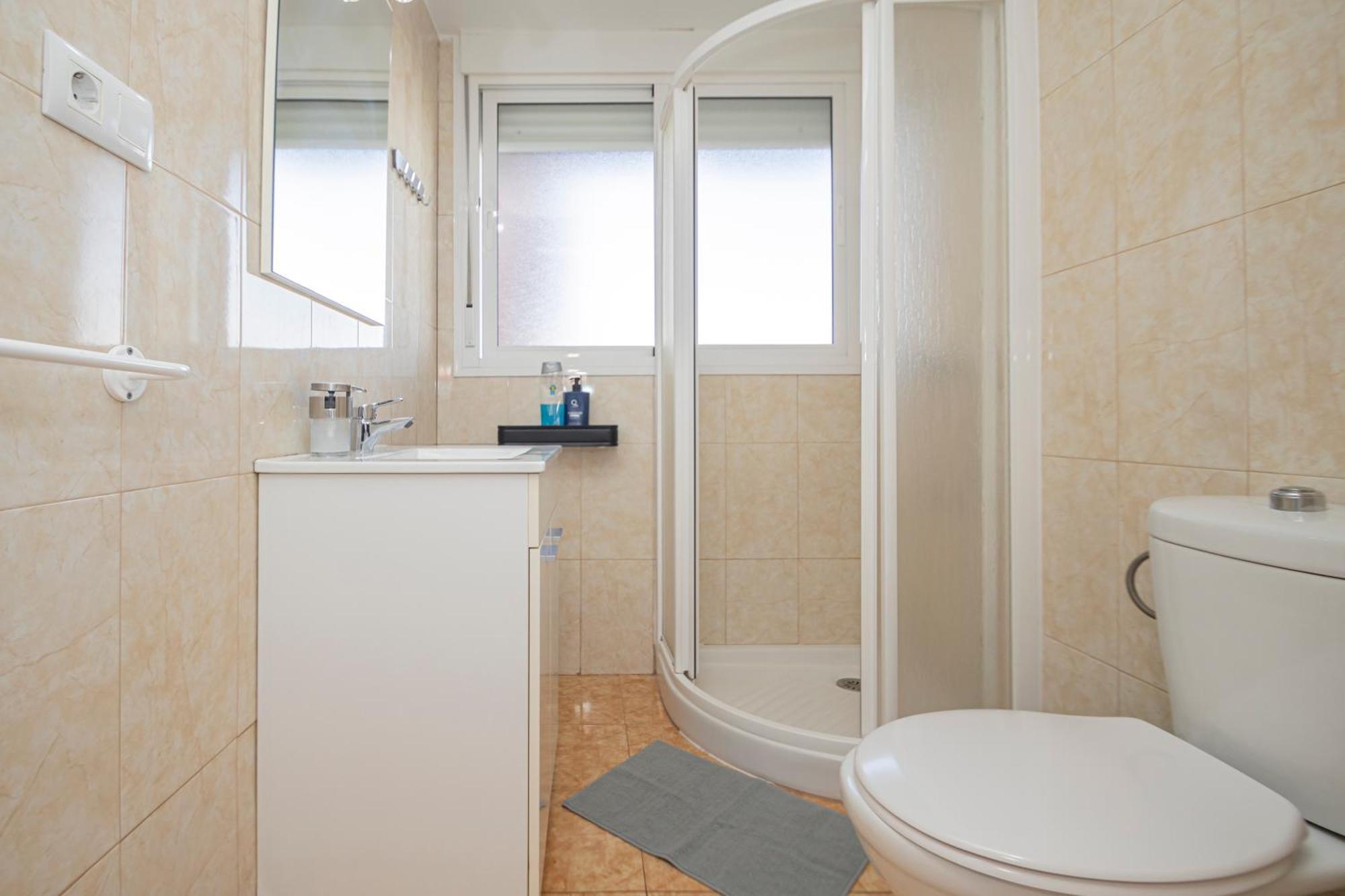 Perfect Getaway In Triana - 15M Walk Giralda Apartment เซบีญา ภายนอก รูปภาพ