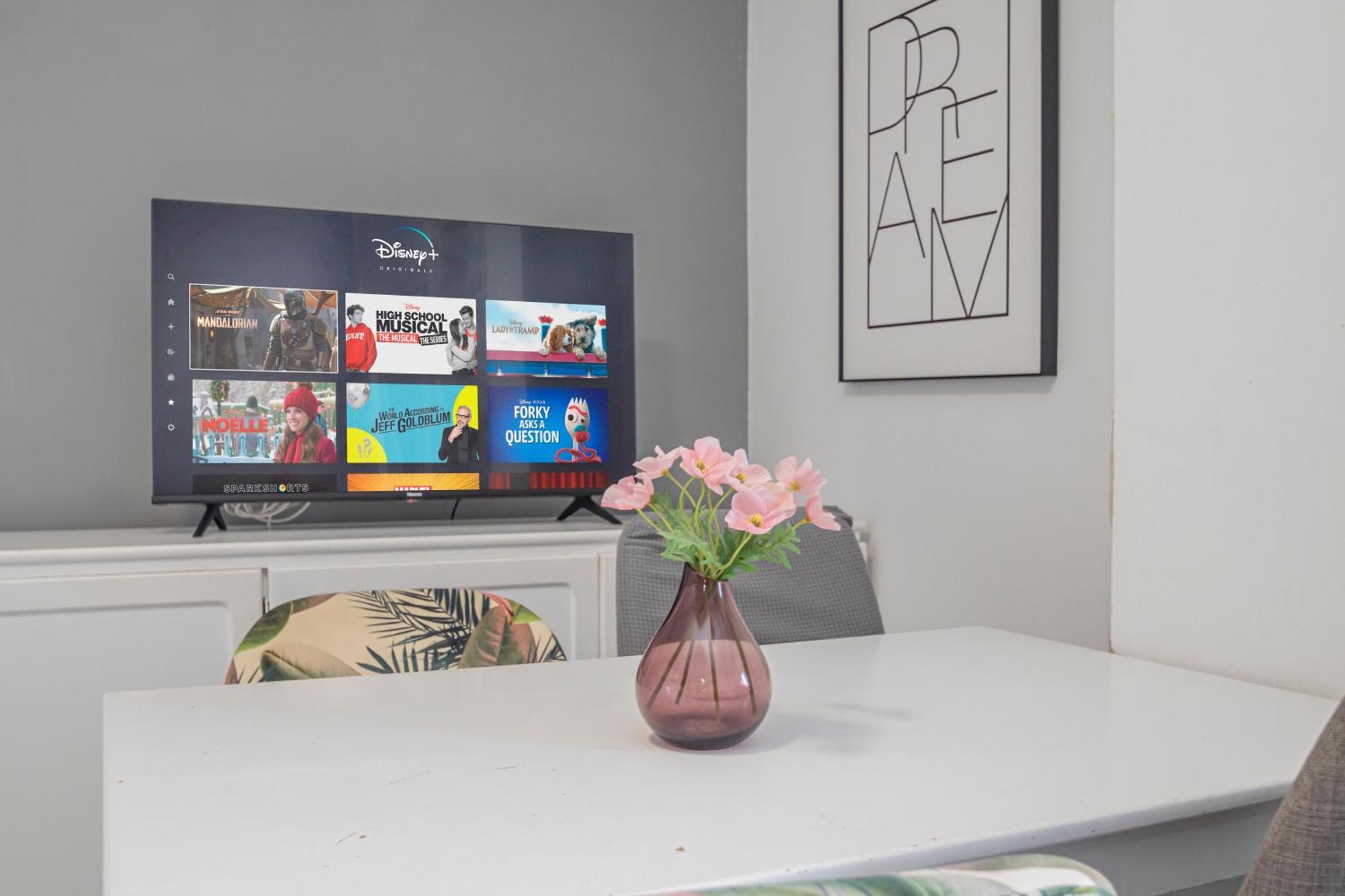 Perfect Getaway In Triana - 15M Walk Giralda Apartment เซบีญา ภายนอก รูปภาพ